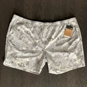 The North Face Men's Gray Camo Shorts